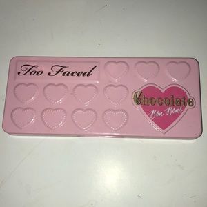 Too Faced chocolate bon bon palette
